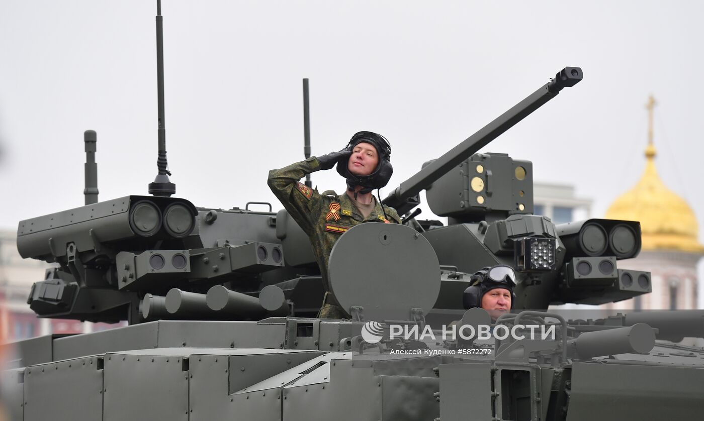 Военный парад, посвящённый 74-й годовщине Победы в Великой Отечественной войне 