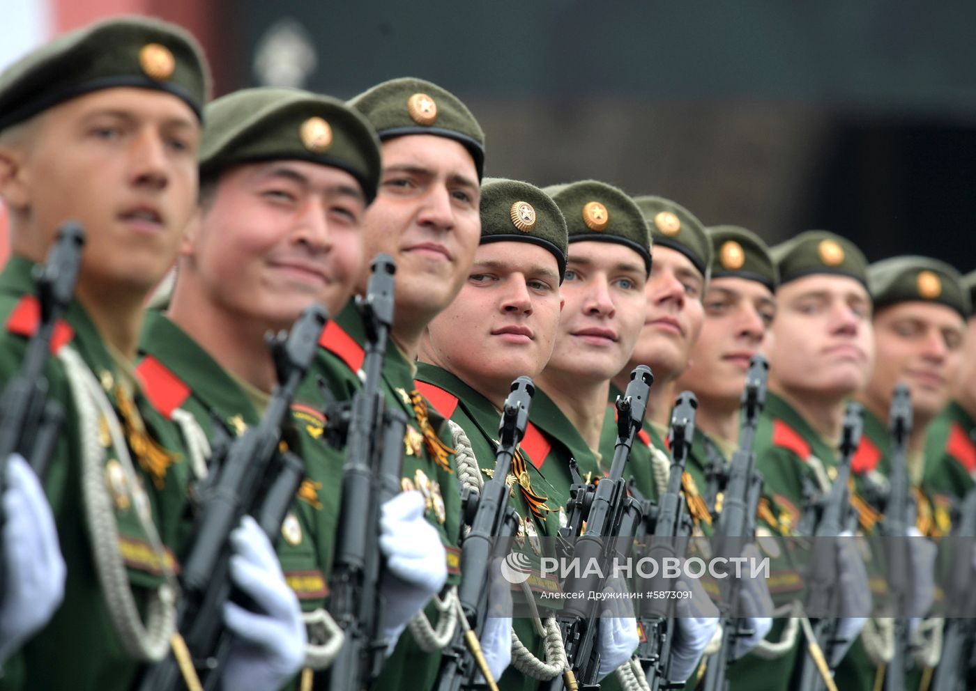 Военный парад, посвящённый 74-й годовщине Победы в Великой Отечественной войне