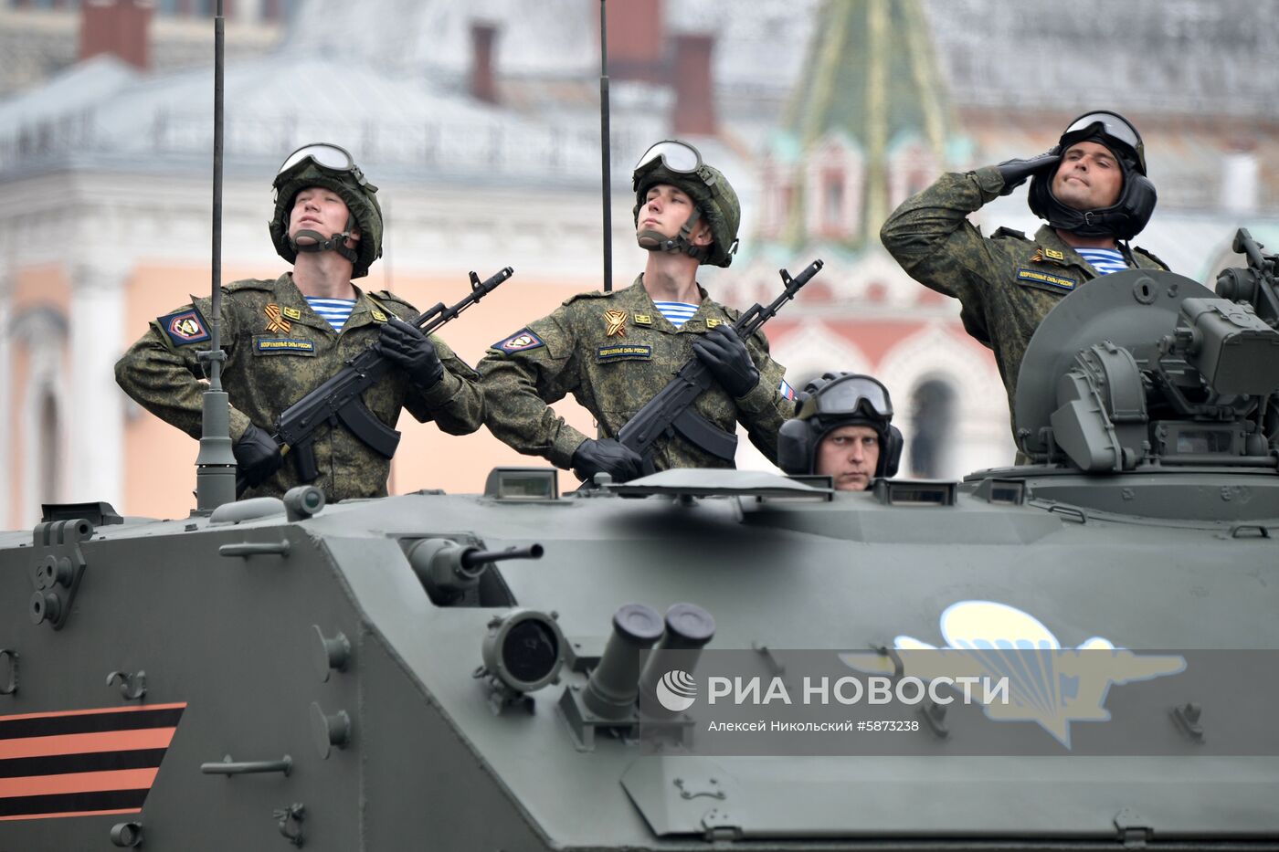 Военный парад, посвящённый 74-й годовщине Победы в Великой Отечественной войне