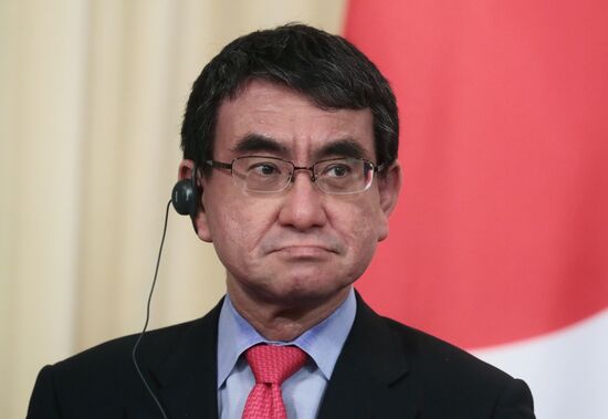 Встреча глав МИД РФ и Японии С. Лаврова и Т. Коно