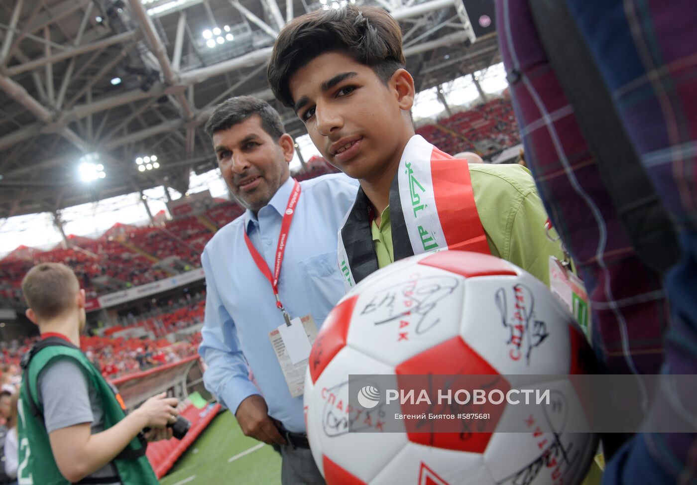 Касим Алькадим из Ирака посетил футбольный матч в Москве