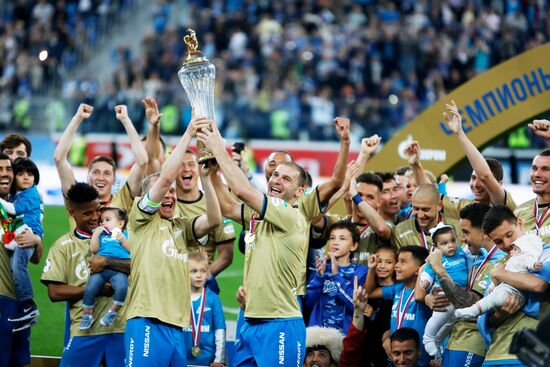 Футбол. Празднование чемпионства ФК "Зенит"