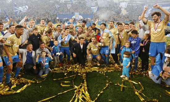 Футбол. Празднование чемпионства ФК "Зенит"