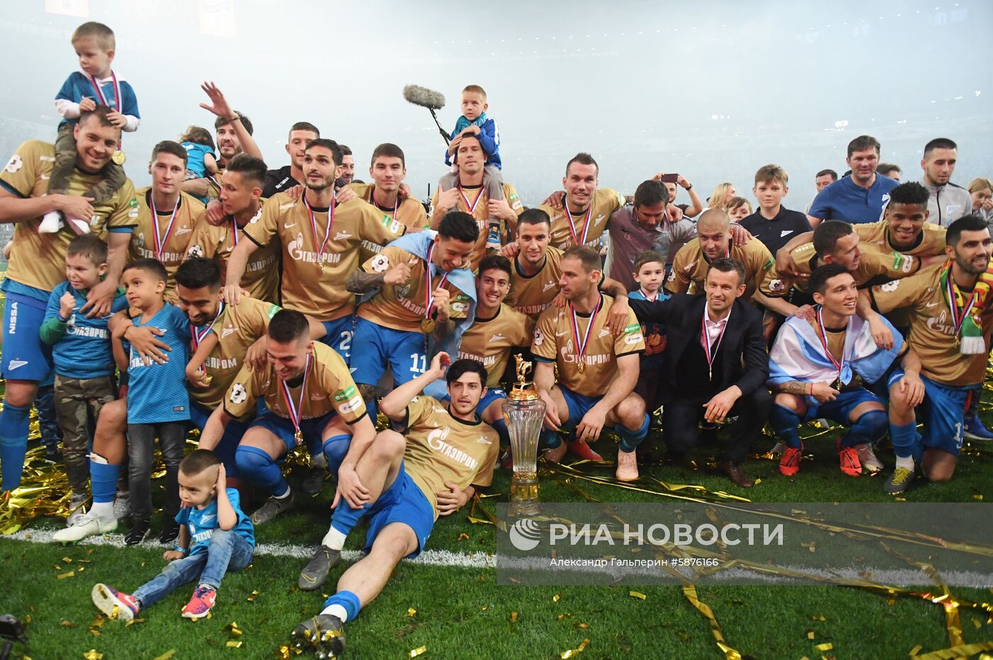 Футбол. Празднование чемпионства ФК "Зенит"
