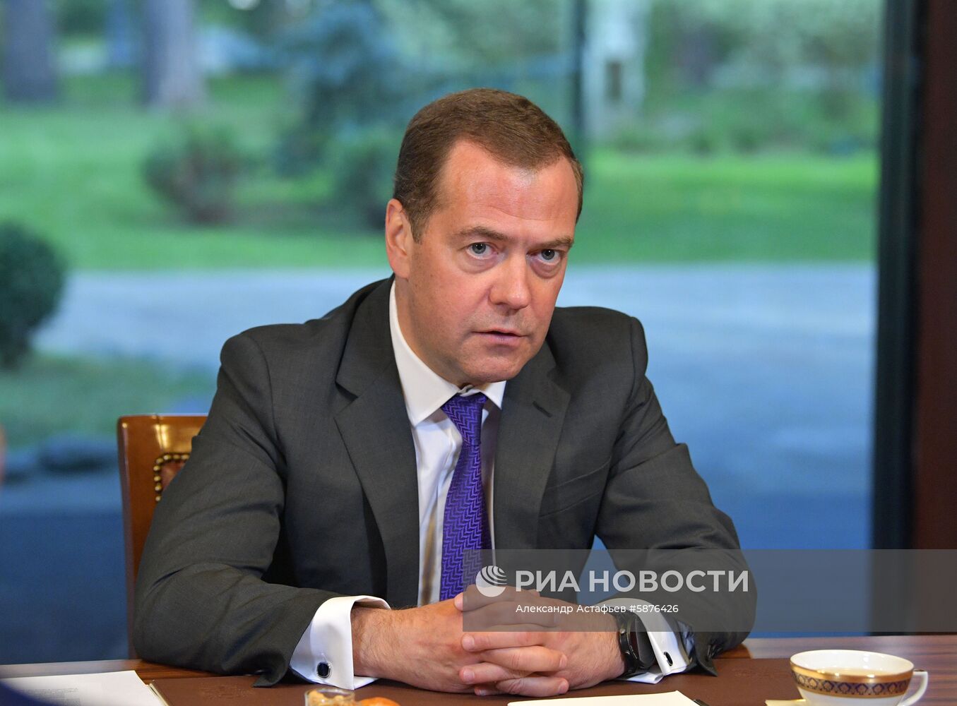 Премьер-министр РФ Д. Медведев встретился с представителями экспертного сообщества по вопросам социально-экономического развития