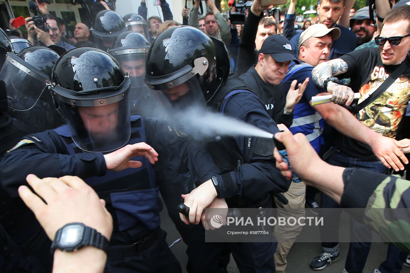 Акция против глав МВД и Генпрокуратуры Украины