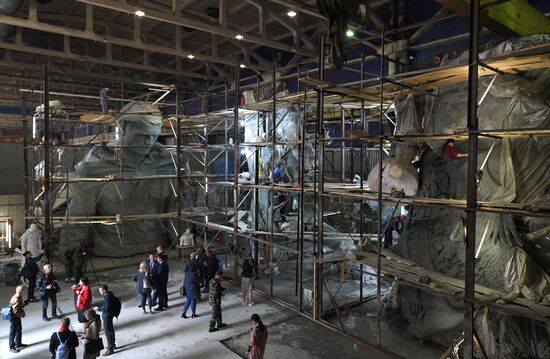 Изготовление фигуры солдата для Ржевского мемориала