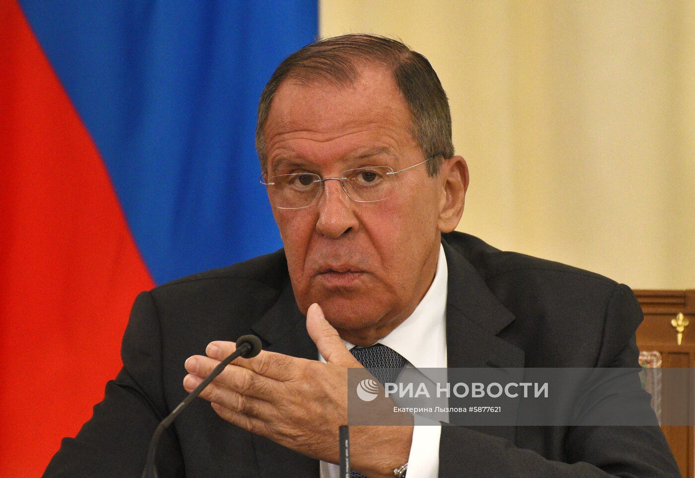 Министр иностранных дел РФ Сергей Лавров во время совместной пресс-конференции с госсекретарем США Майком Помпео по итогам переговоров в Сочи. Место: Россия, Краснодарский край, Сочи. Автор: Екатерина Лызлова/РИА Новости. Встреча главы МИД РФ С. Лаврова с госсекретарем США М. Помпео