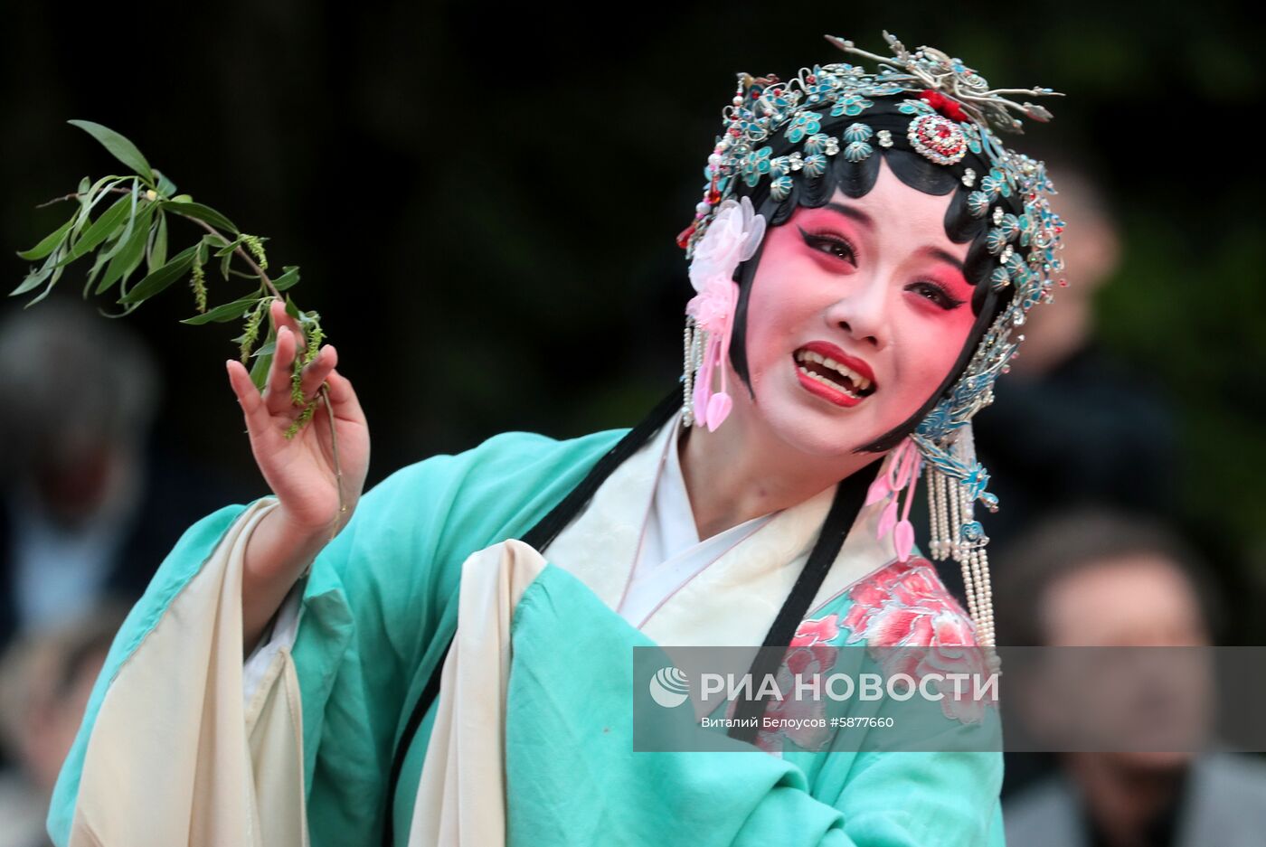 Спектакль "Пионовая беседка" в рамках Чеховского фестиваля