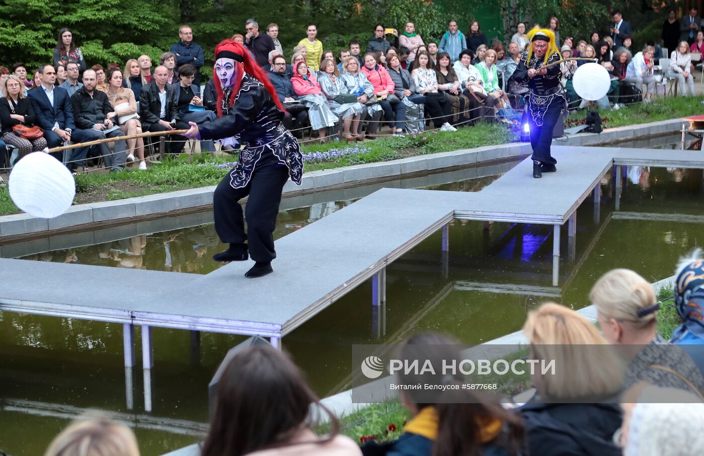 Спектакль "Пионовая беседка" в рамках Чеховского фестиваля