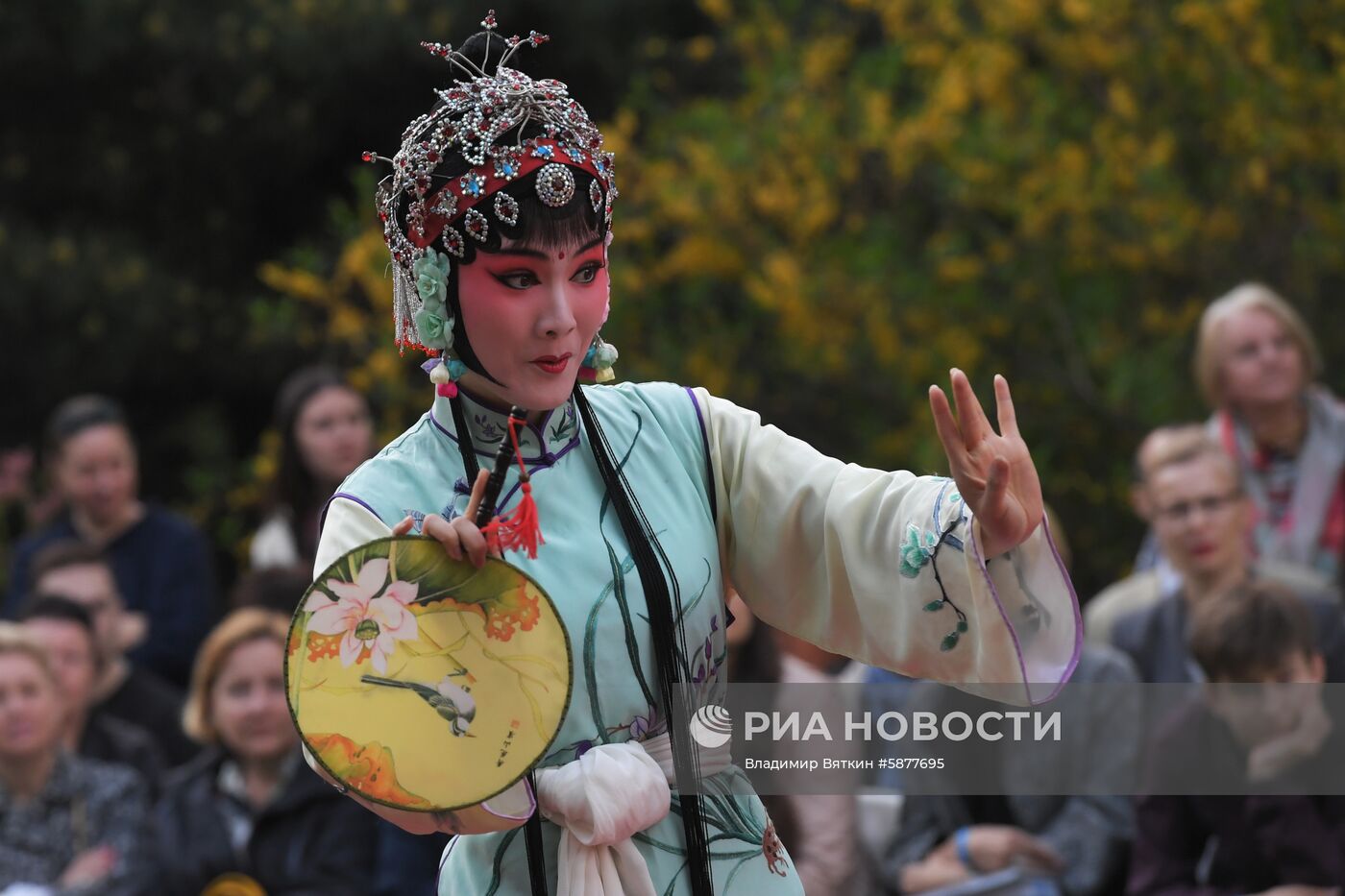 Спектакль "Пионовая беседка" в рамках Чеховского фестиваля