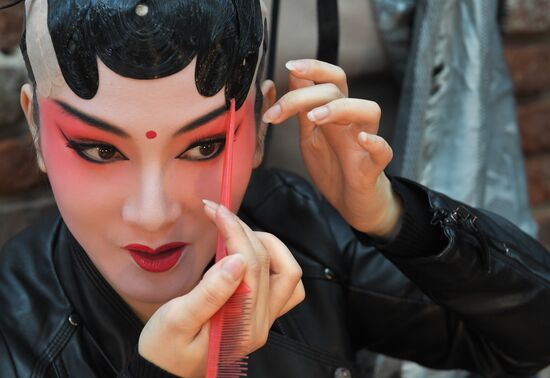 Спектакль "Пионовая беседка" в рамках Чеховского фестиваля