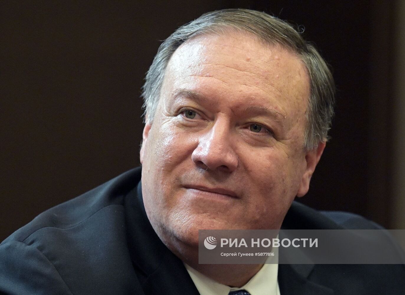 Президент РФ В. Путин встретился в Сочи с госсекретарем США М. Помпео и главой МИД РФ С. Лавровым