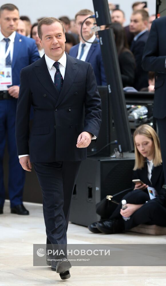 Рабочая поездка премьер-министра РФ Д. Медведева в Санкт-Петербург