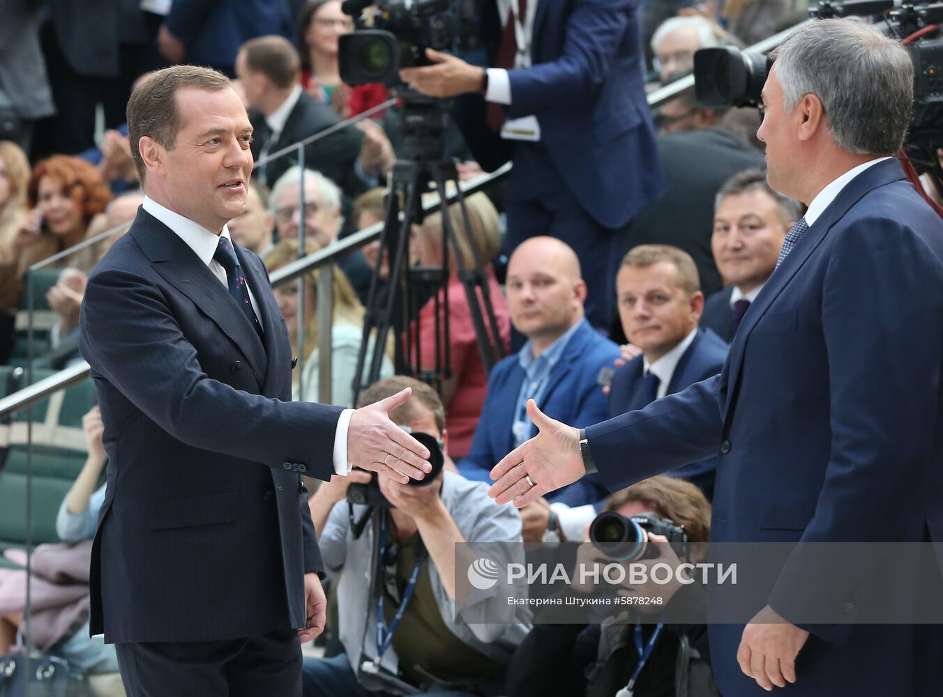 Рабочая поездка премьер-министра РФ Д. Медведева в Санкт-Петербург