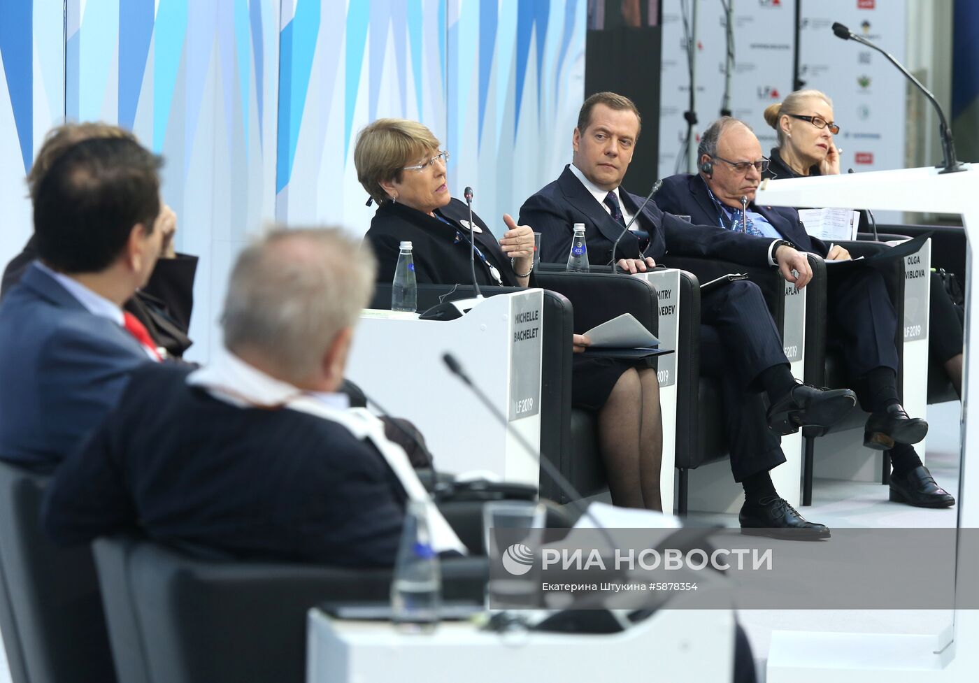 Рабочая поездка премьер-министра РФ Д. Медведева в Санкт-Петербург