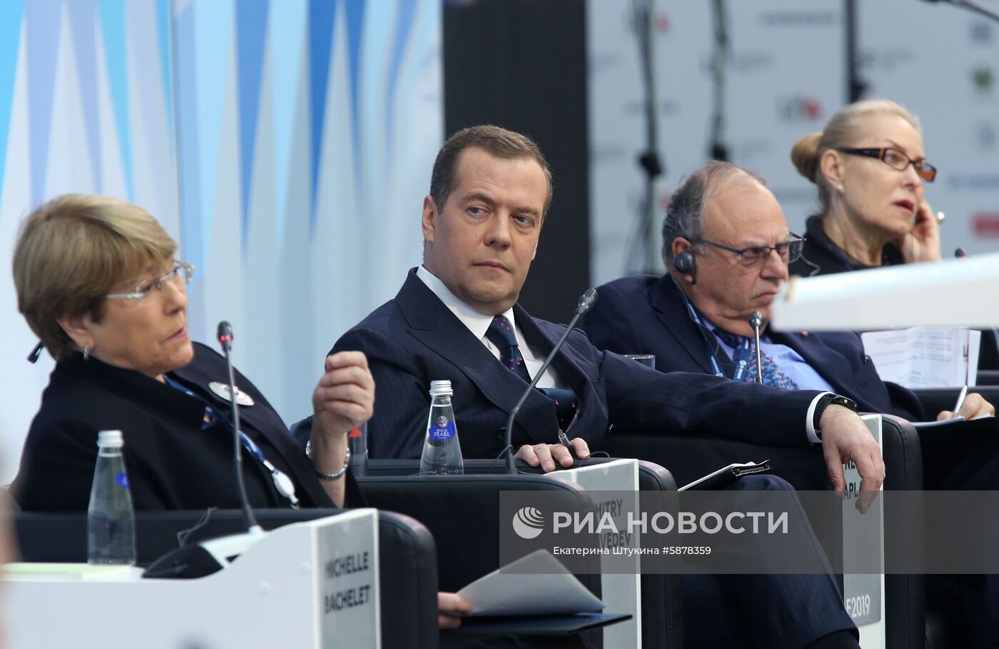 Рабочая поездка премьер-министра РФ Д. Медведева в Санкт-Петербург