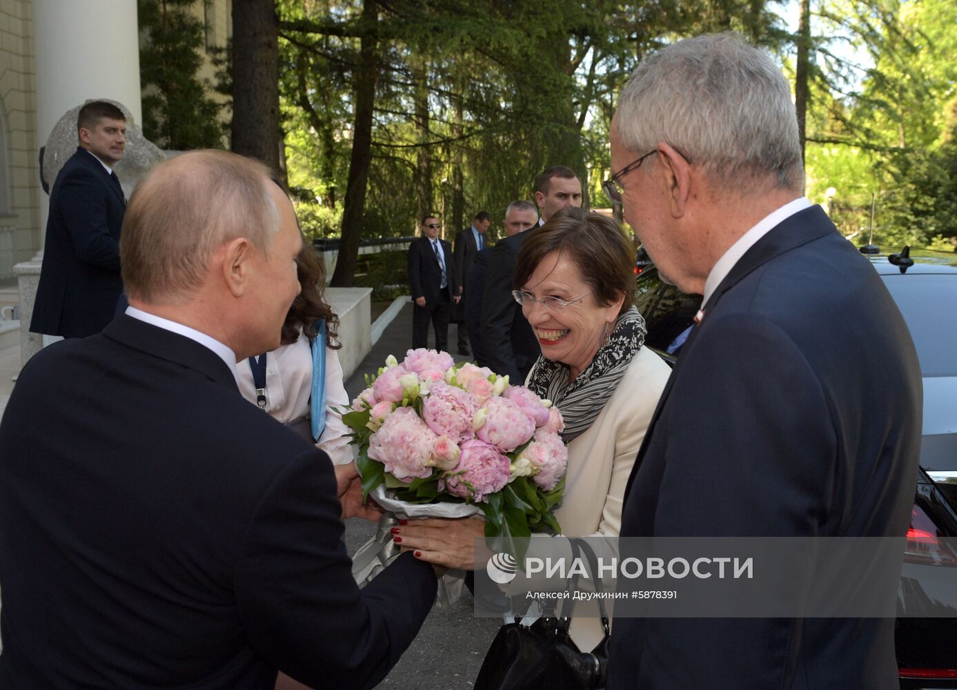 Встреча президента РФ В. Путина с президентом Австрии А. ван дер Белленом