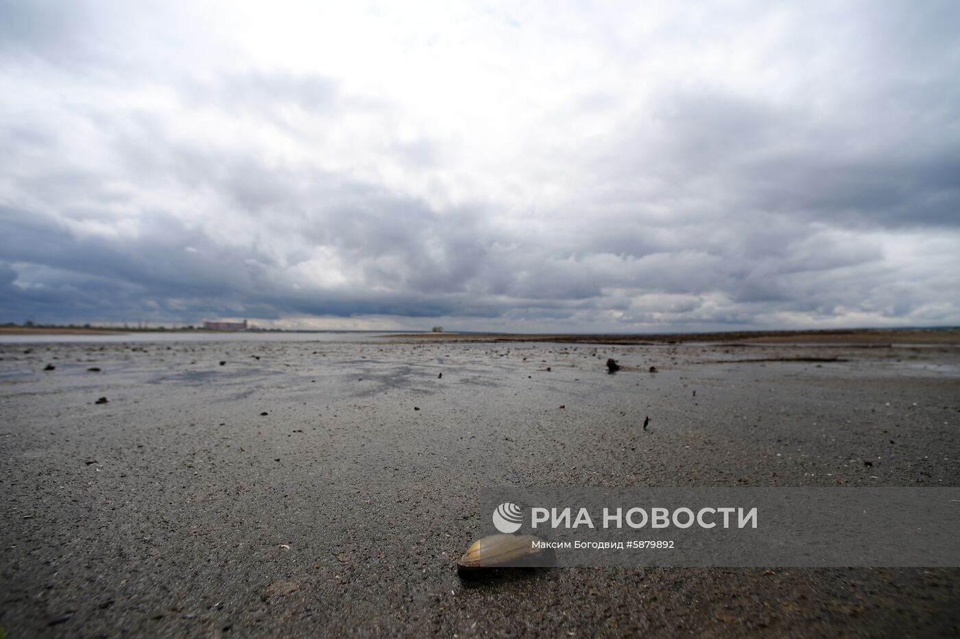 Понижение уровня воды в Волге