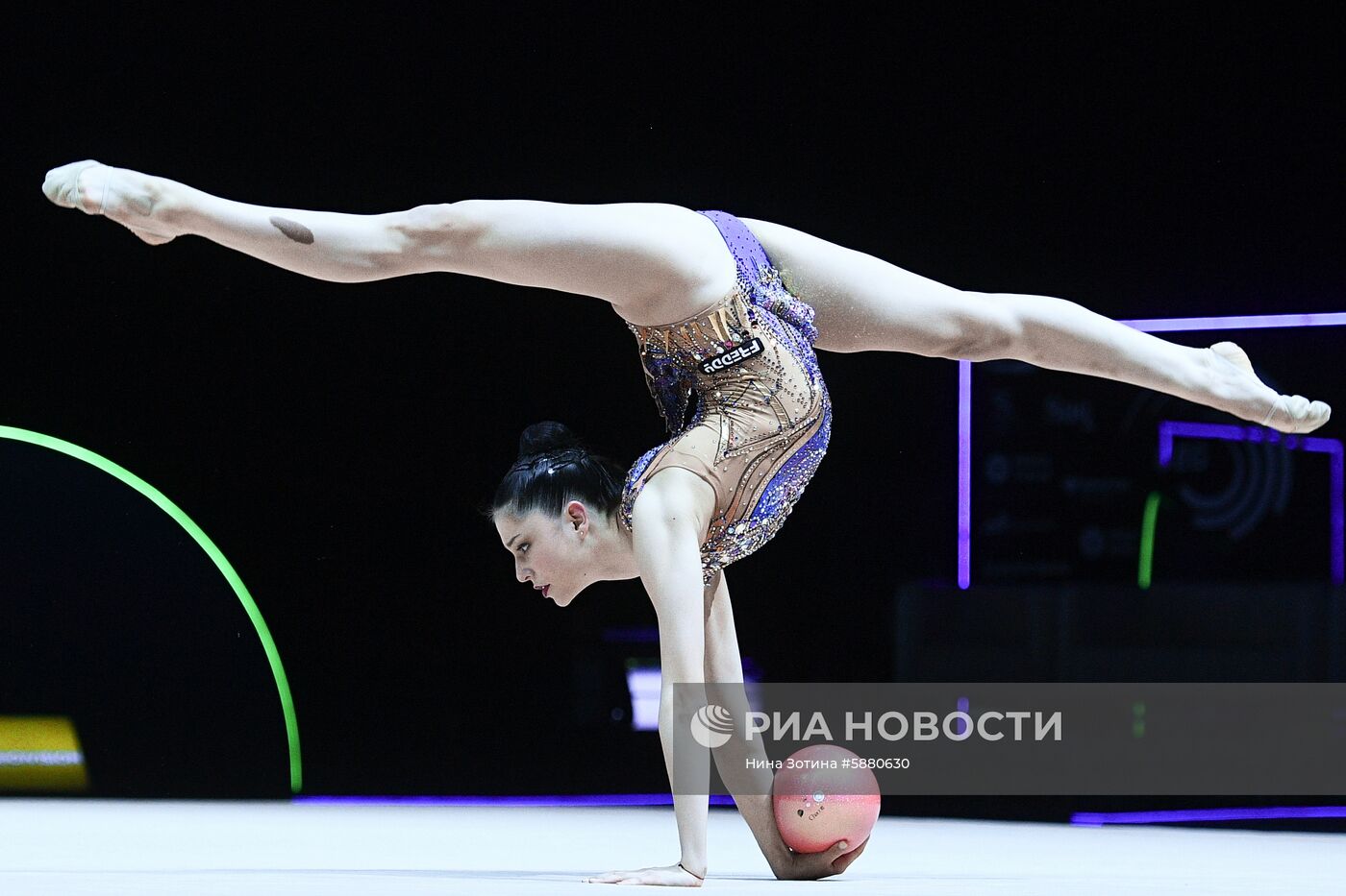 Художественная гимнастика. Чемпионат Европы. Первый день