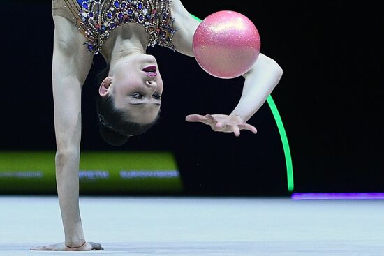 Художественная гимнастика. Чемпионат Европы. Первый день