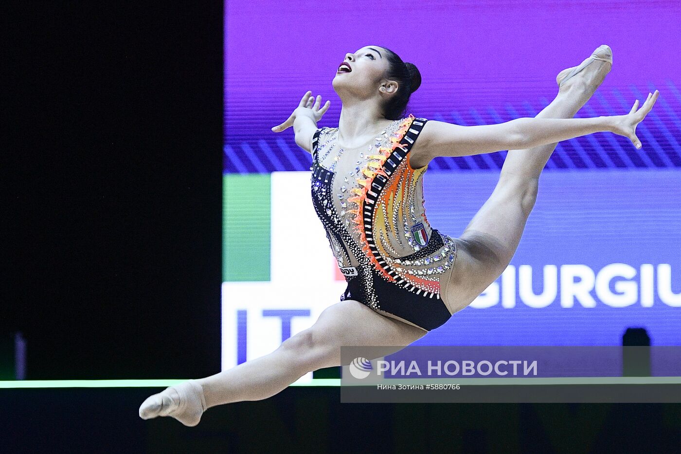 Художественная гимнастика. Чемпионат Европы. Первый день