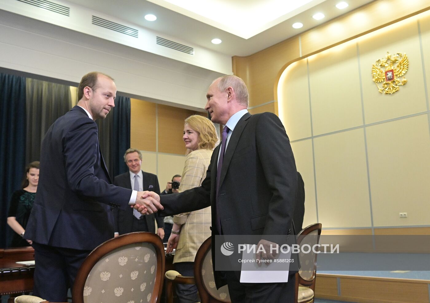 Президент РФ В. Путин встретился с учеными в Сочи