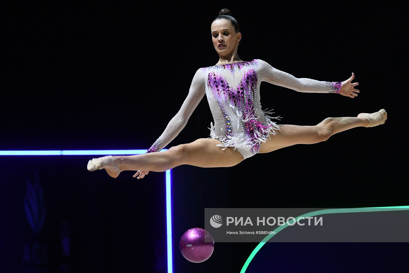 Художественная гимнастика. Чемпионат Европы. Первый день