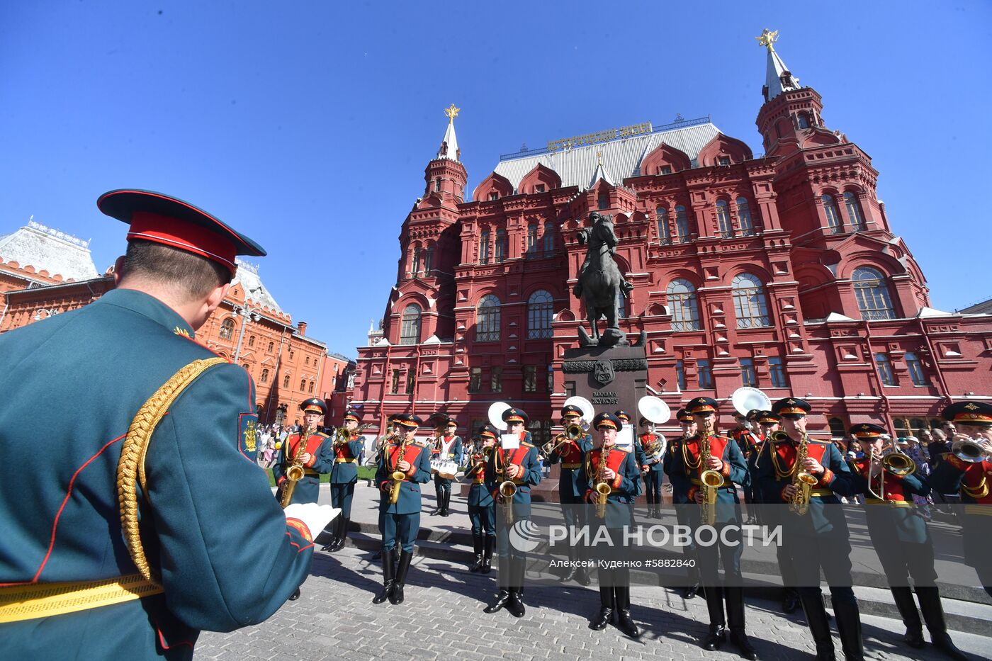 Открытие программы «Военные оркестры в парках»