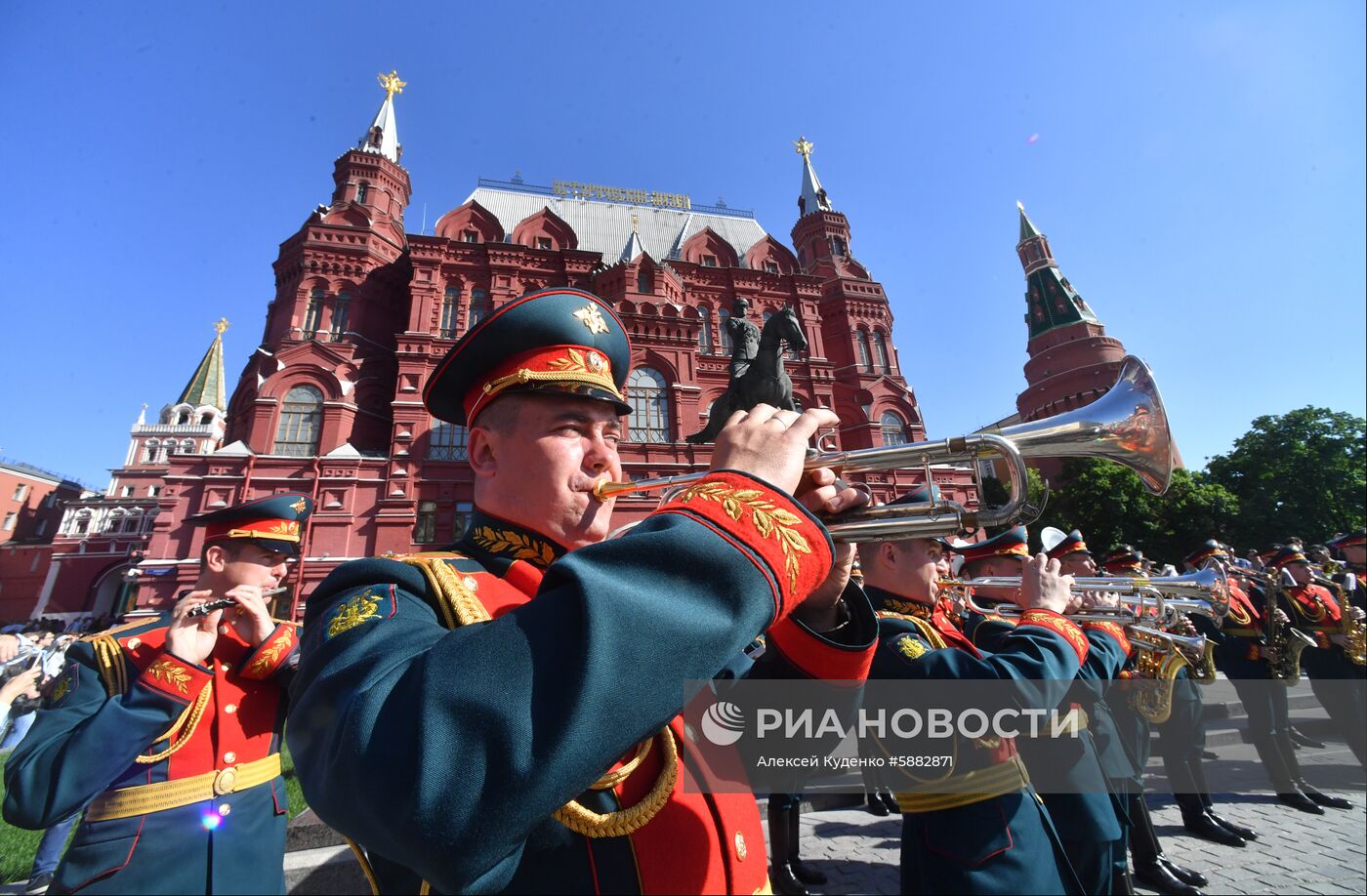 Открытие программы «Военные оркестры в парках»