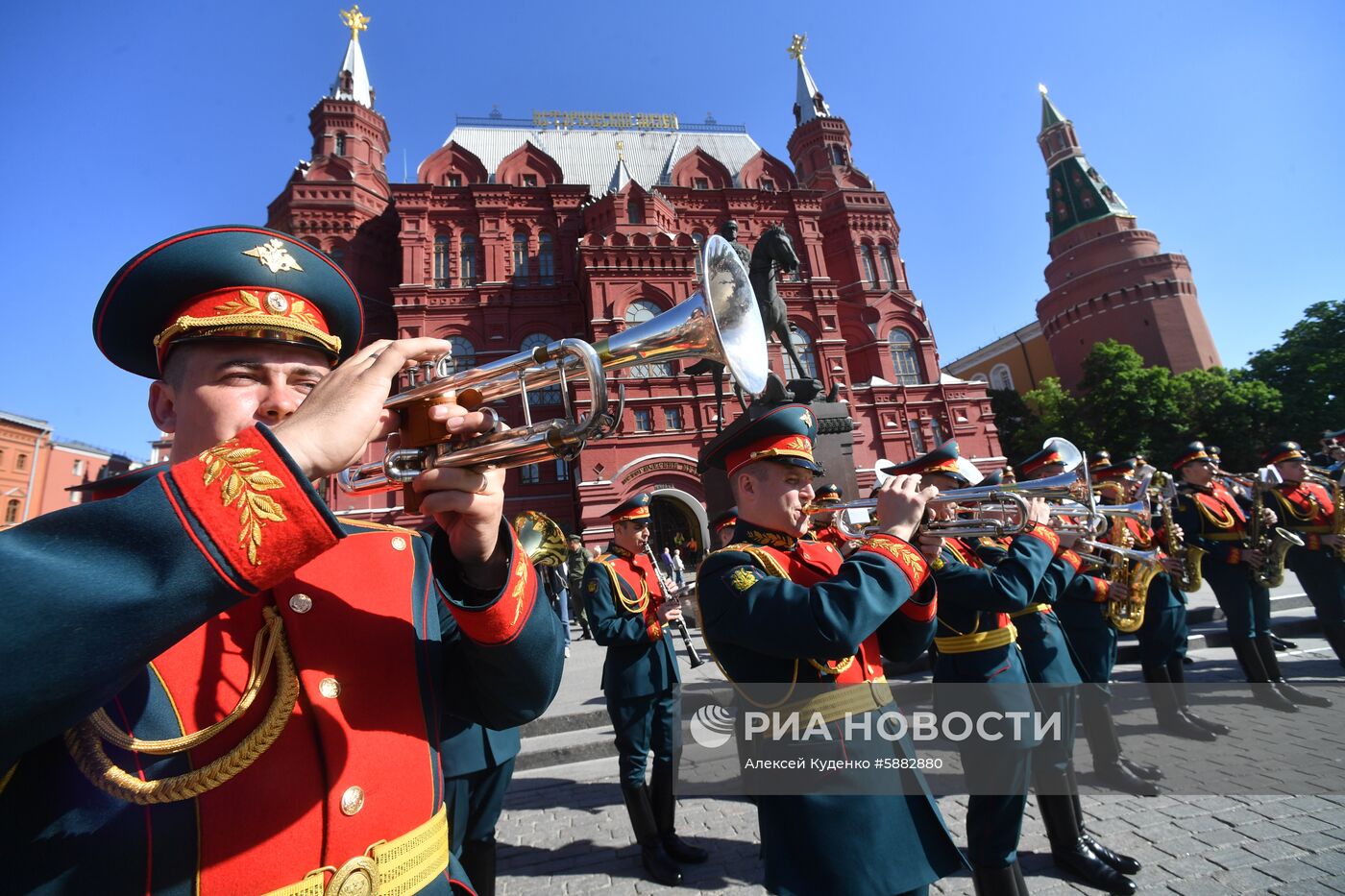 Открытие программы «Военные оркестры в парках»