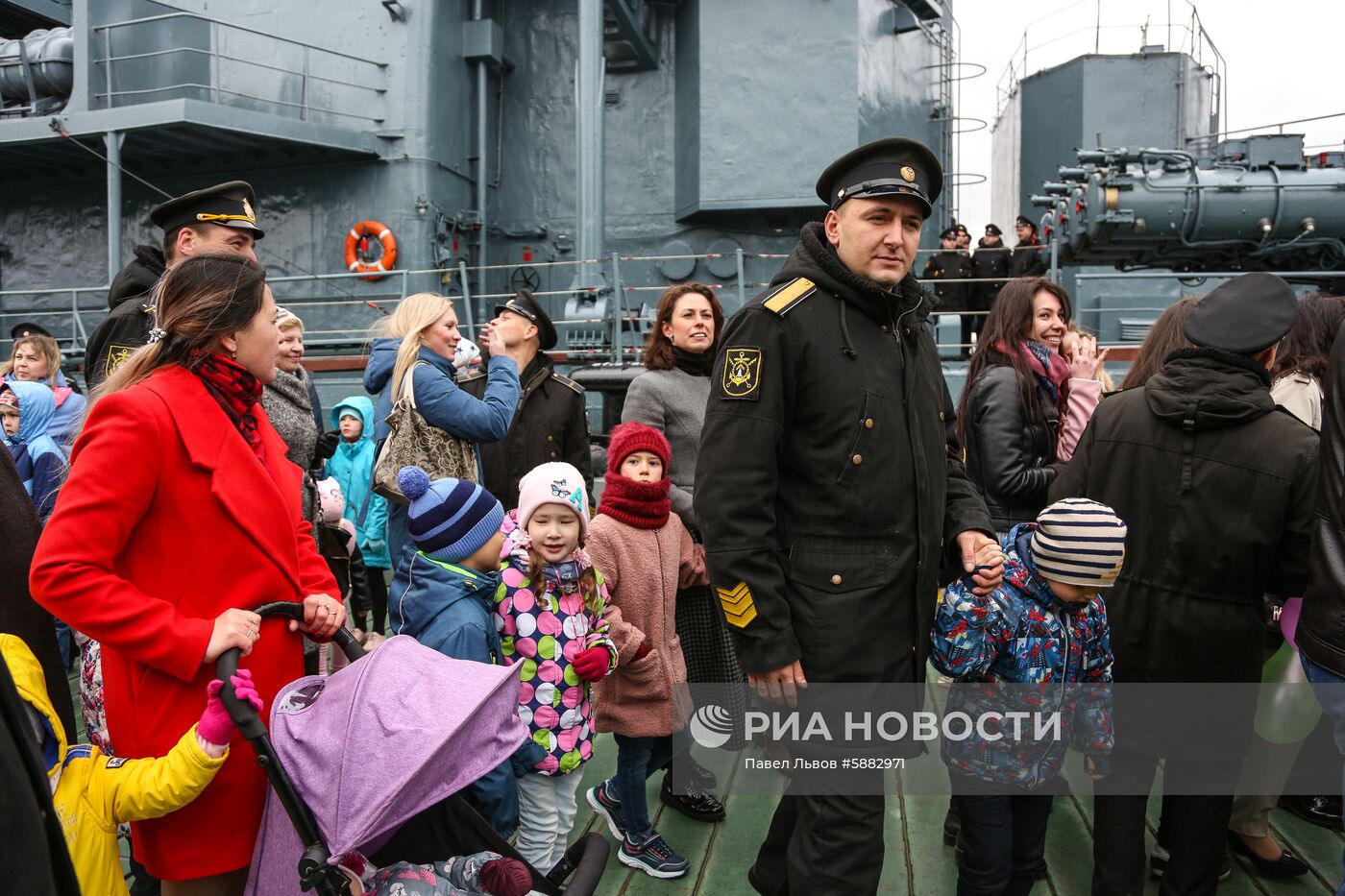 Торжественная встреча корабля "Североморск"