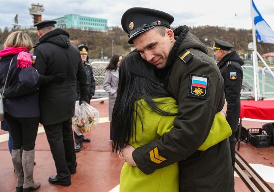 Торжественная встреча корабля "Североморск"