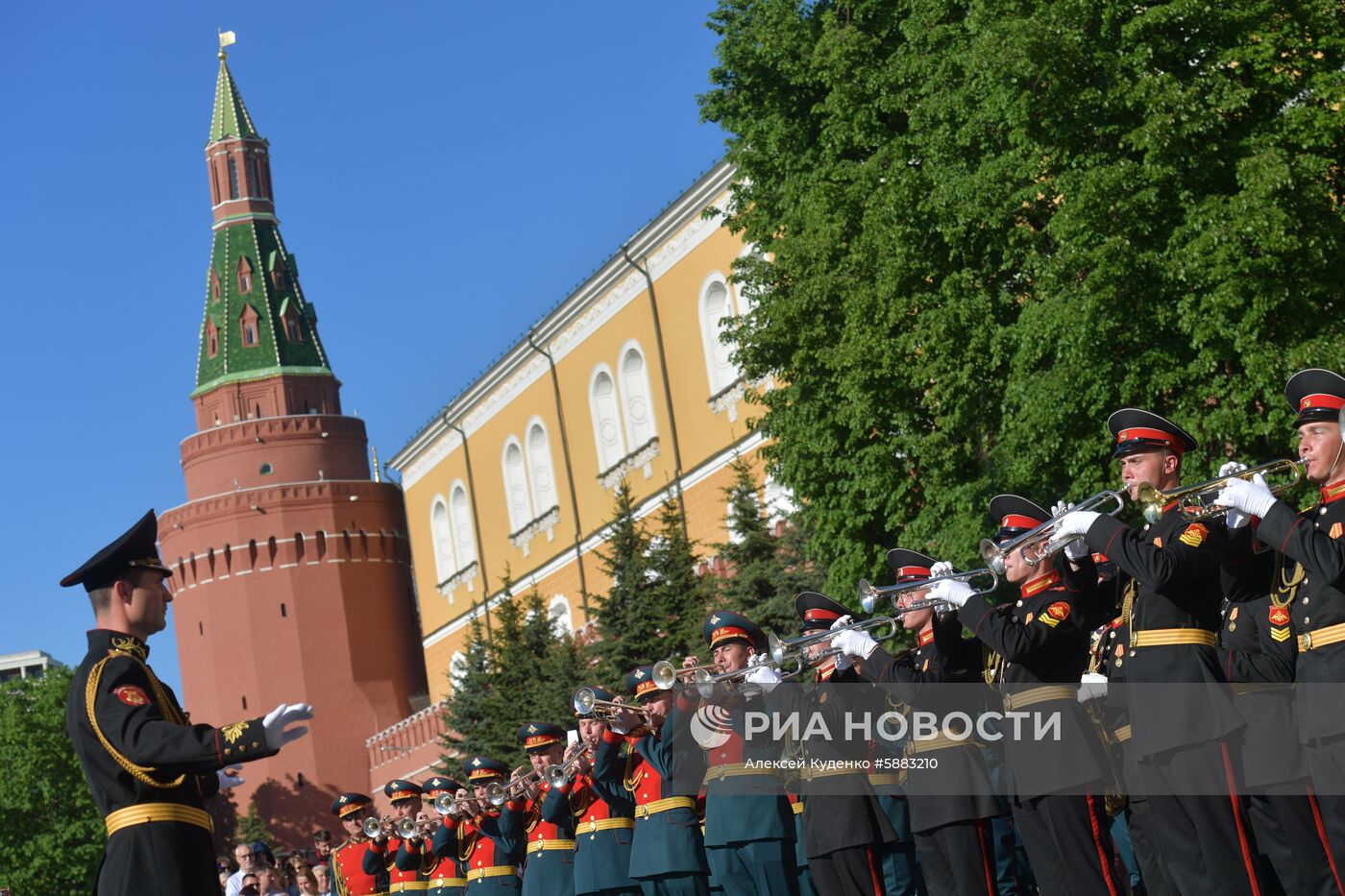 Открытие программы «Военные оркестры в парках»