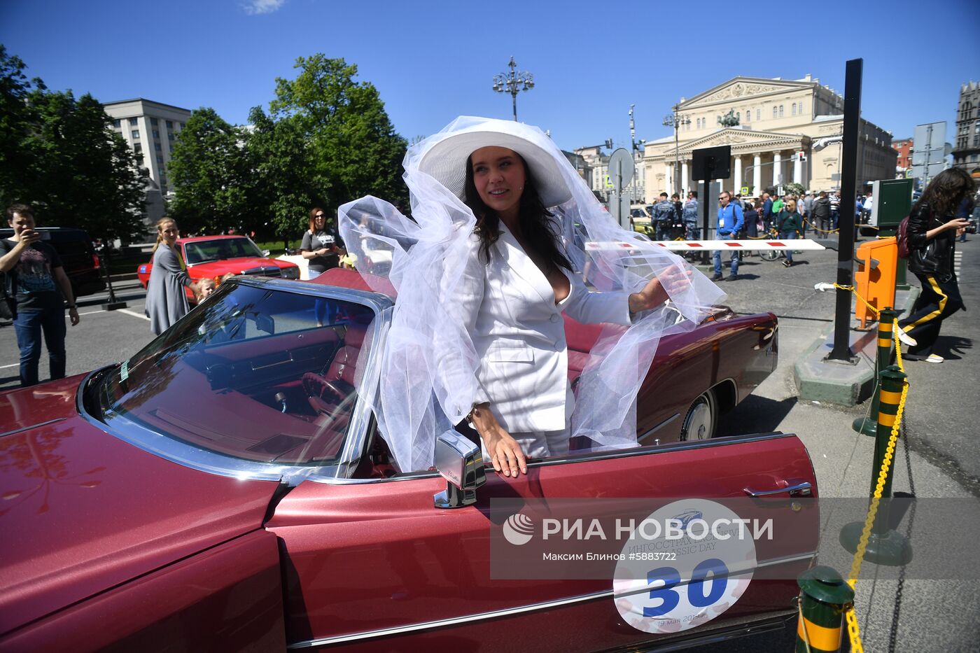 Ралли классических ретро-автомобилей в Москве