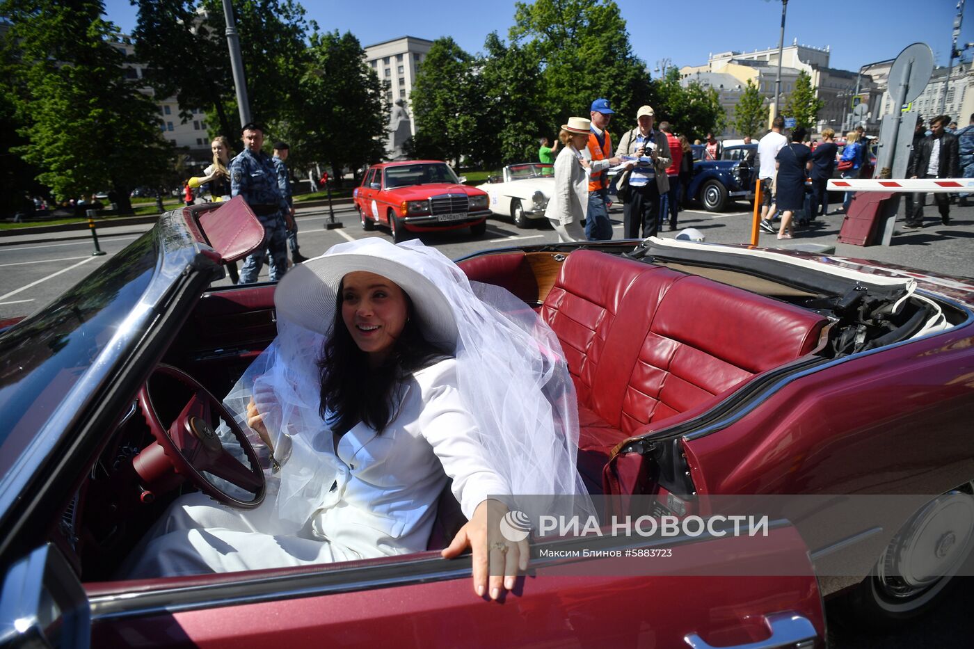 Ралли классических ретро-автомобилей в Москве