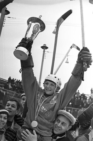 Турнир  "Золотая шайба"