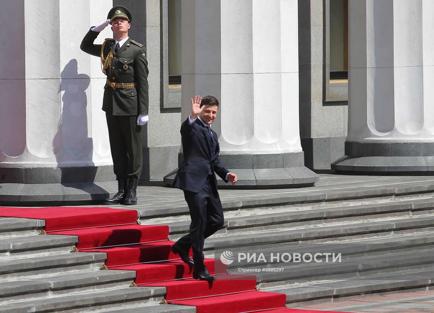 Инаугурация избранного президента Украины В. Зеленского