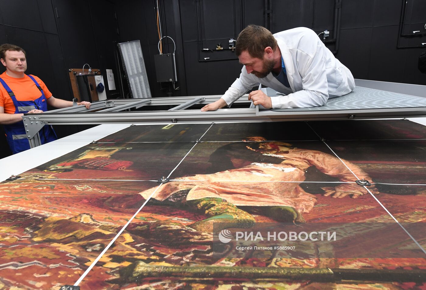 Реставрация картины "Иван Грозный и сын его Иван 16 ноября 1581 года"