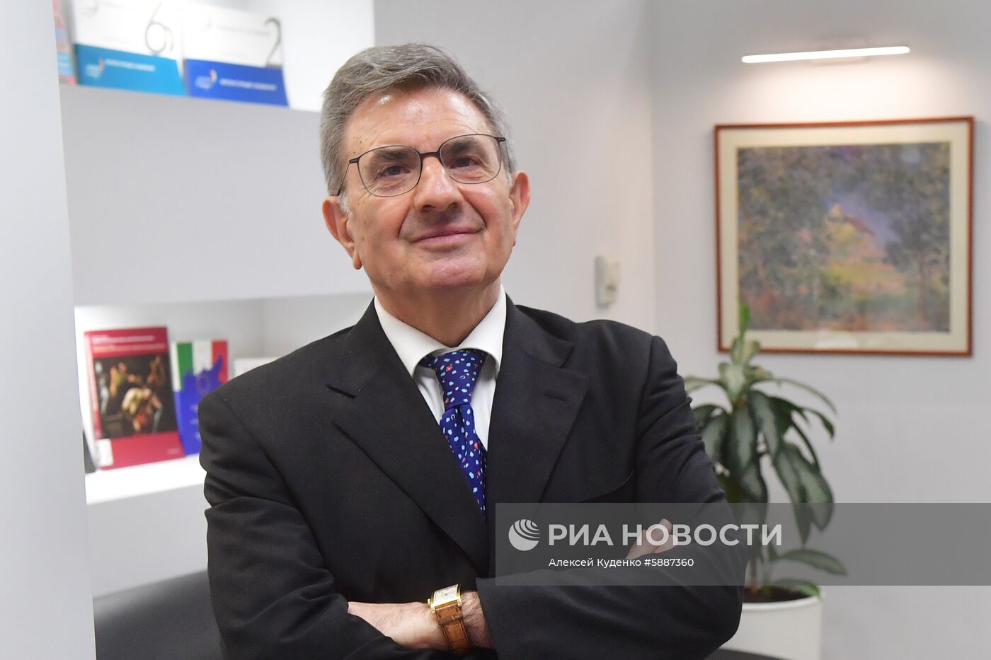 Председатель совета директоров АО "Банк Интеза" Антонио Фаллико