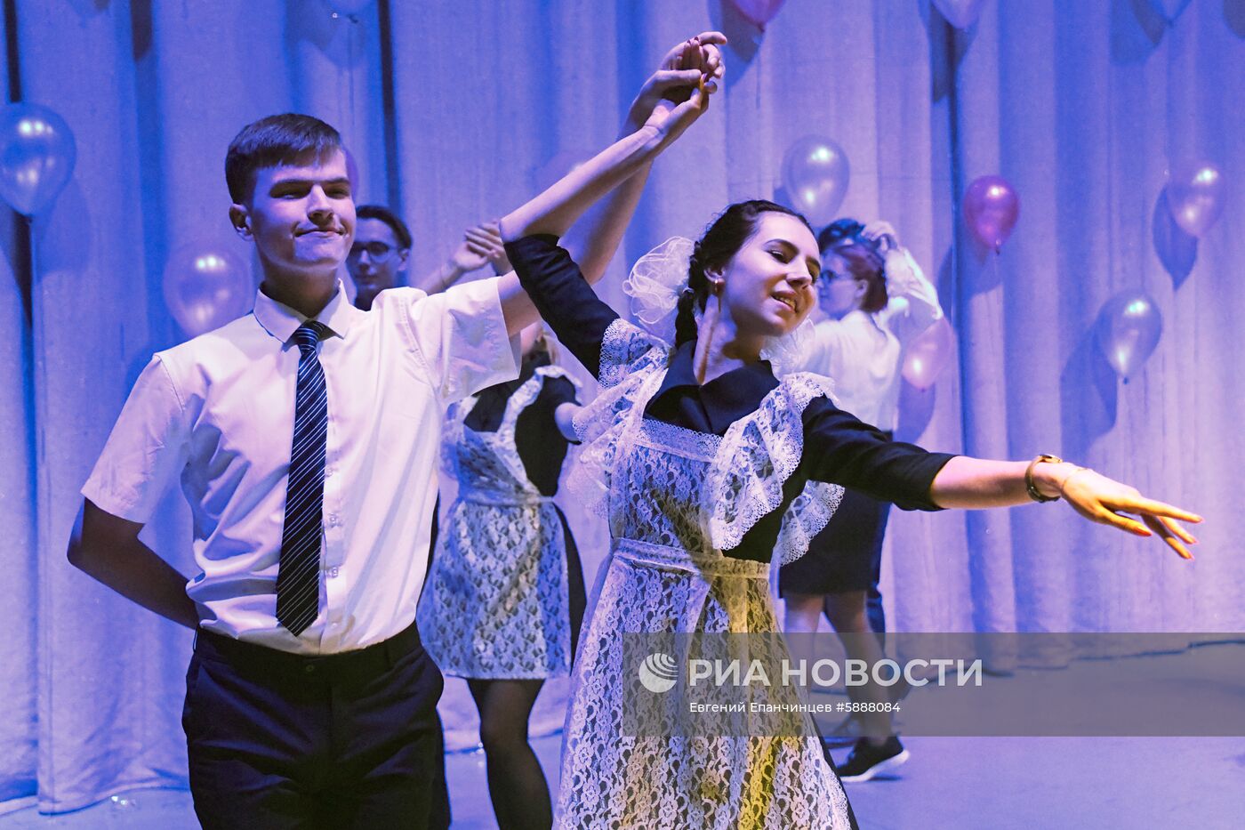 Последний звонок в регионах России