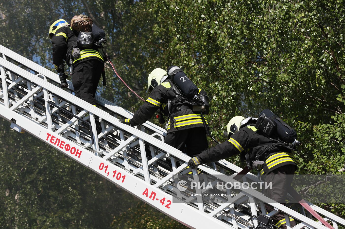 Учения в пожарно-спасательном центре