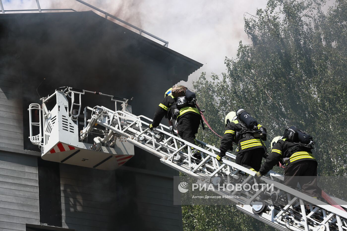 Учения в пожарно-спасательном центре