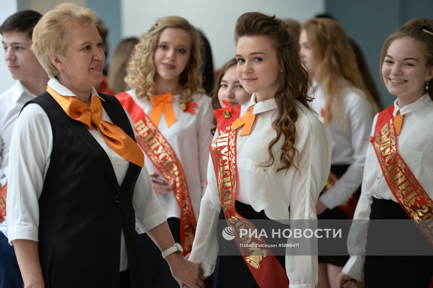 Последний звонок в регионах России