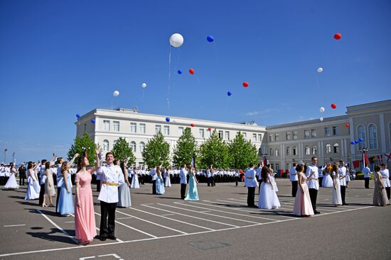 Последний звонок в регионах России
