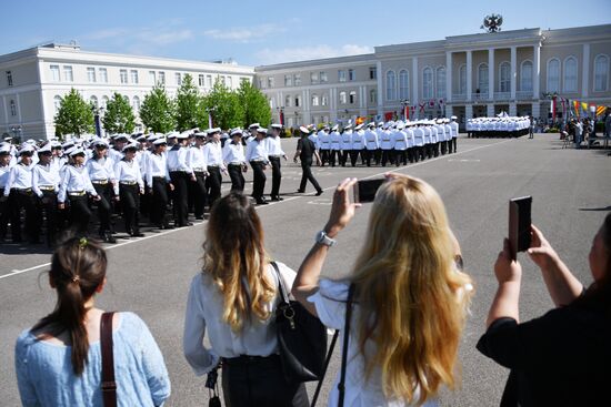 Последний звонок в регионах России