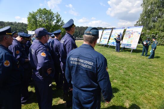 Подготовка московских спасателей на воде к летнему сезону