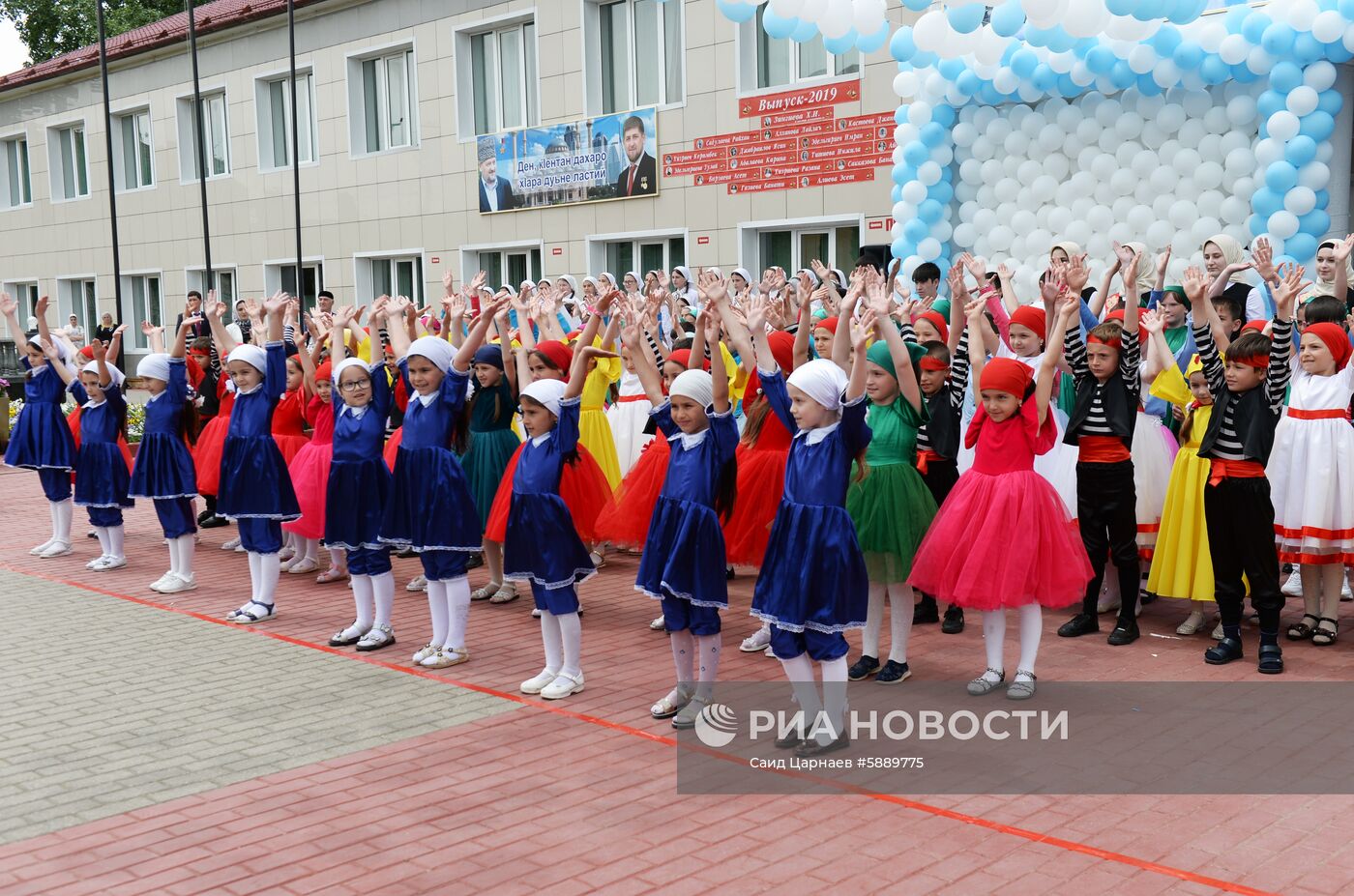 Последний звонок в регионах России