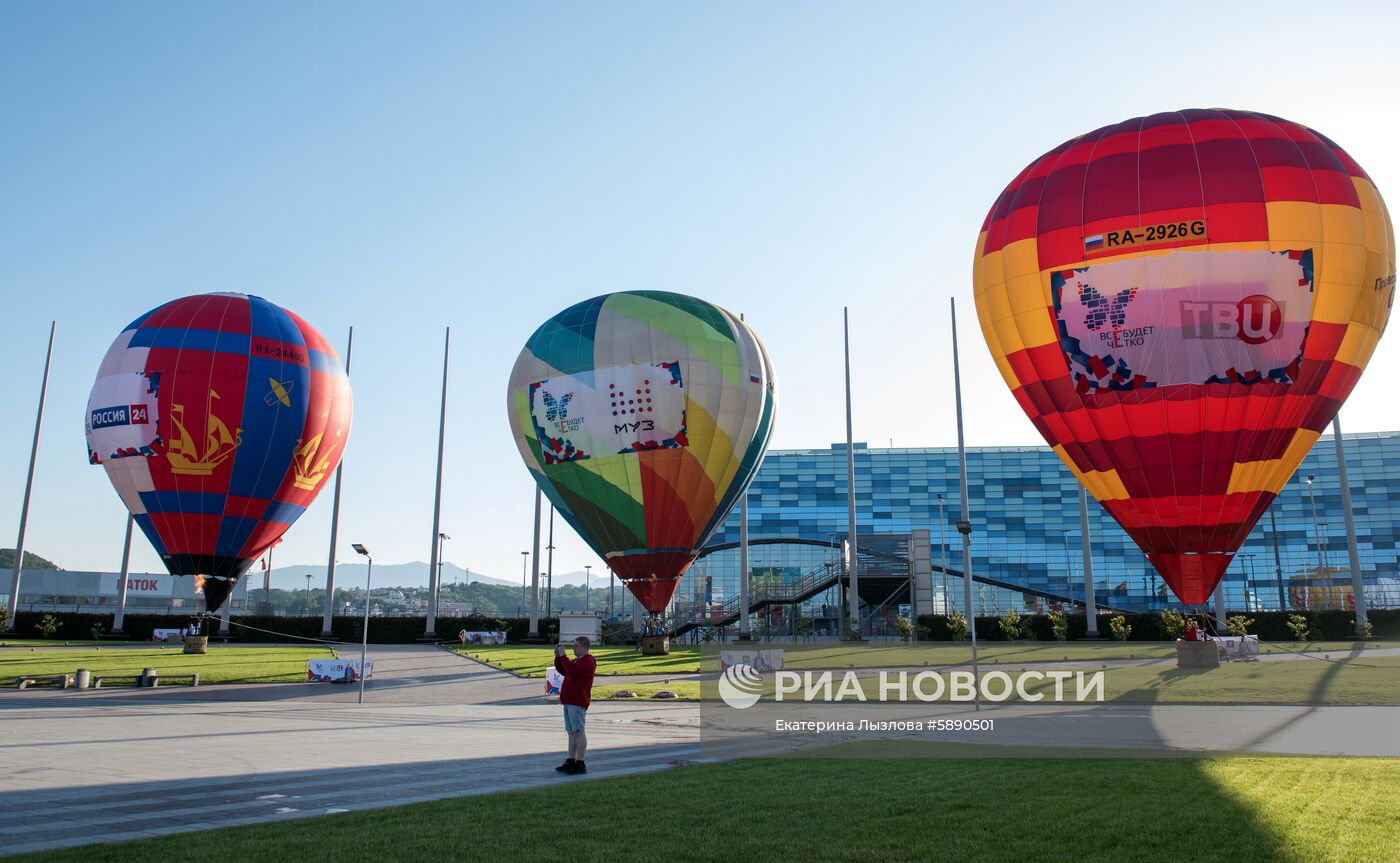 Фестиваль аэростатов, посвященный переходу на цифровое телевещание