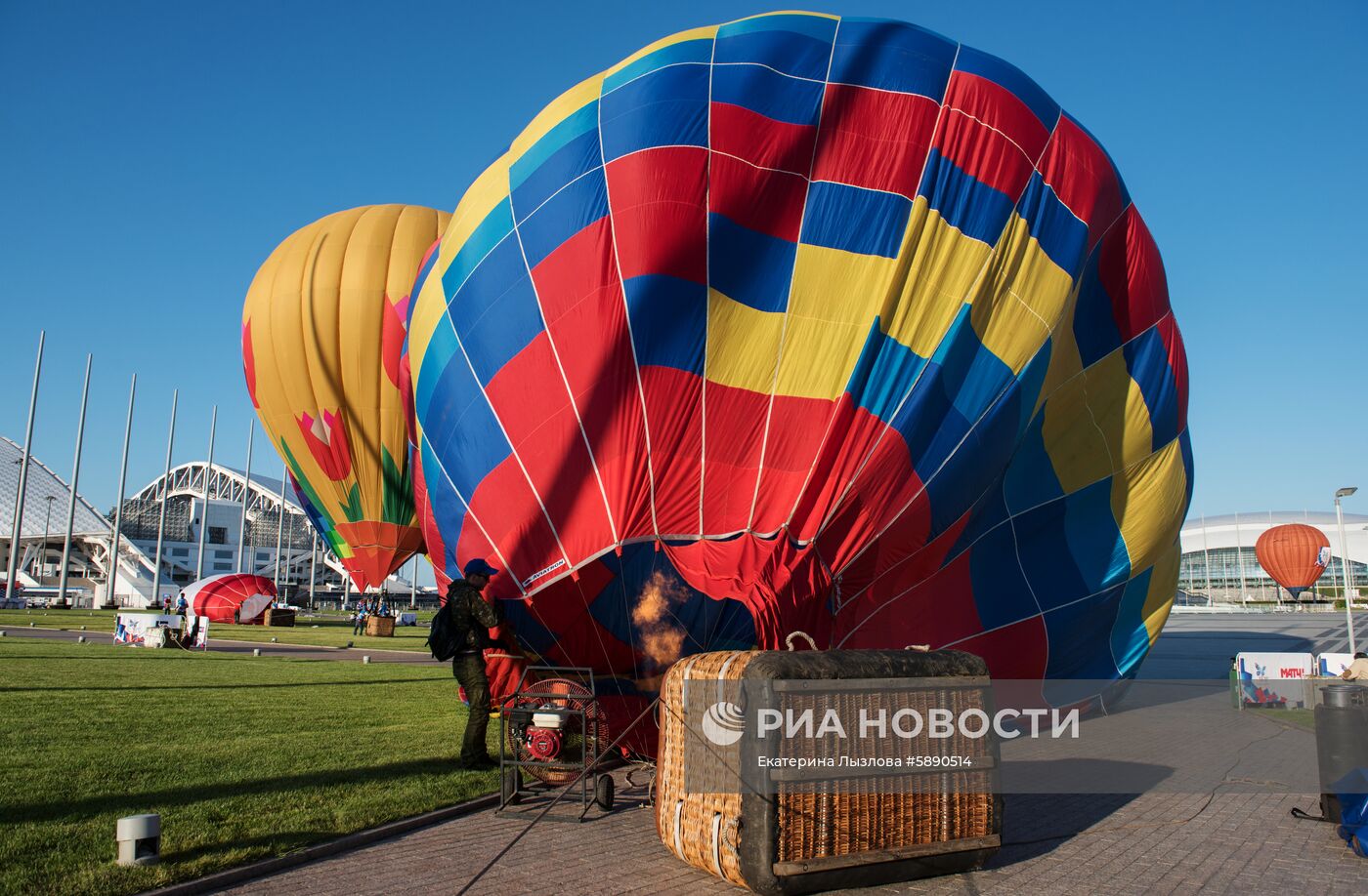 Фестиваль аэростатов, посвященный переходу на цифровое телевещание